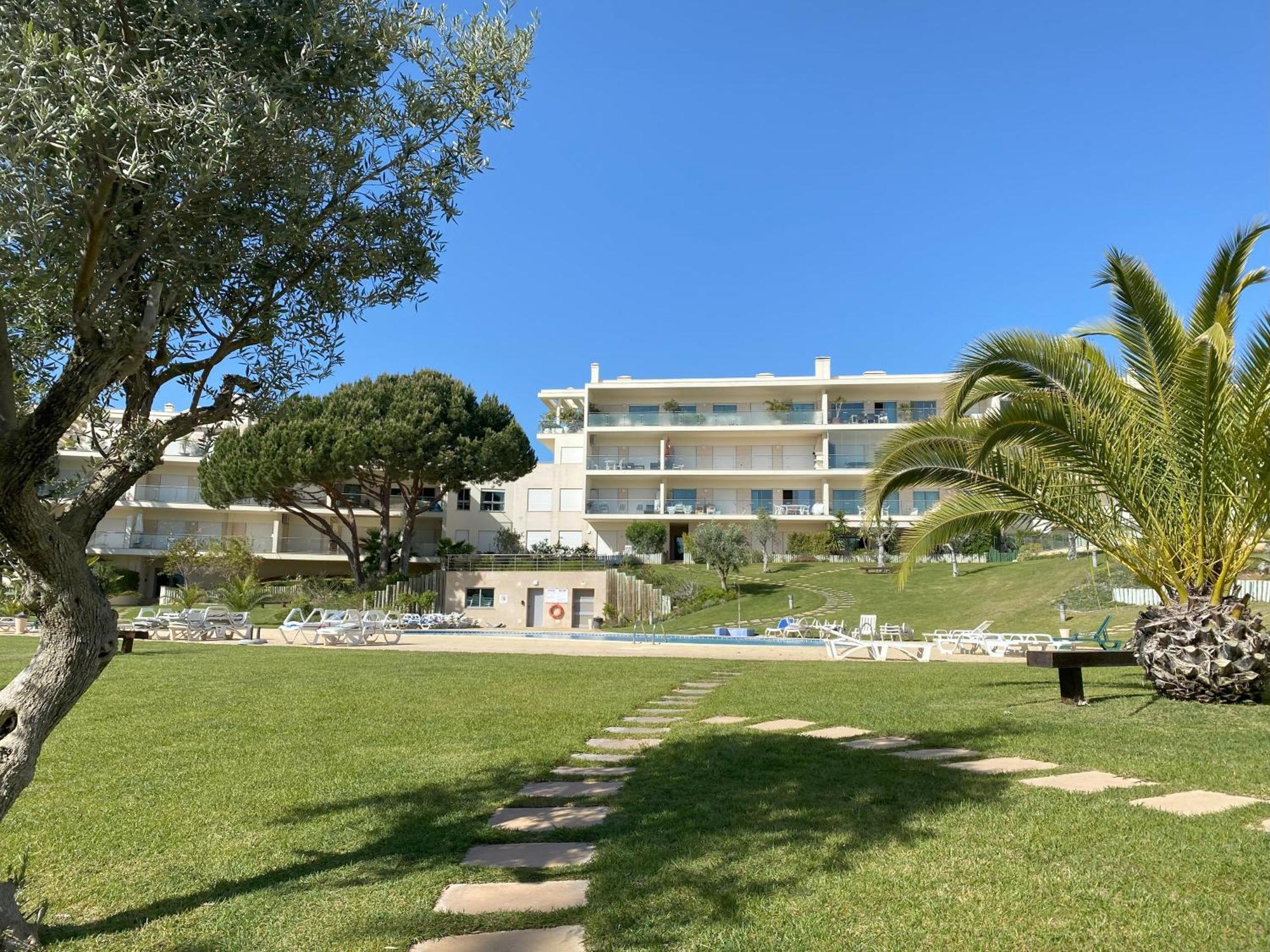 Charmant Appartement A 1Km De La Plage, Avec Piscine A Албуфейра Экстерьер фото