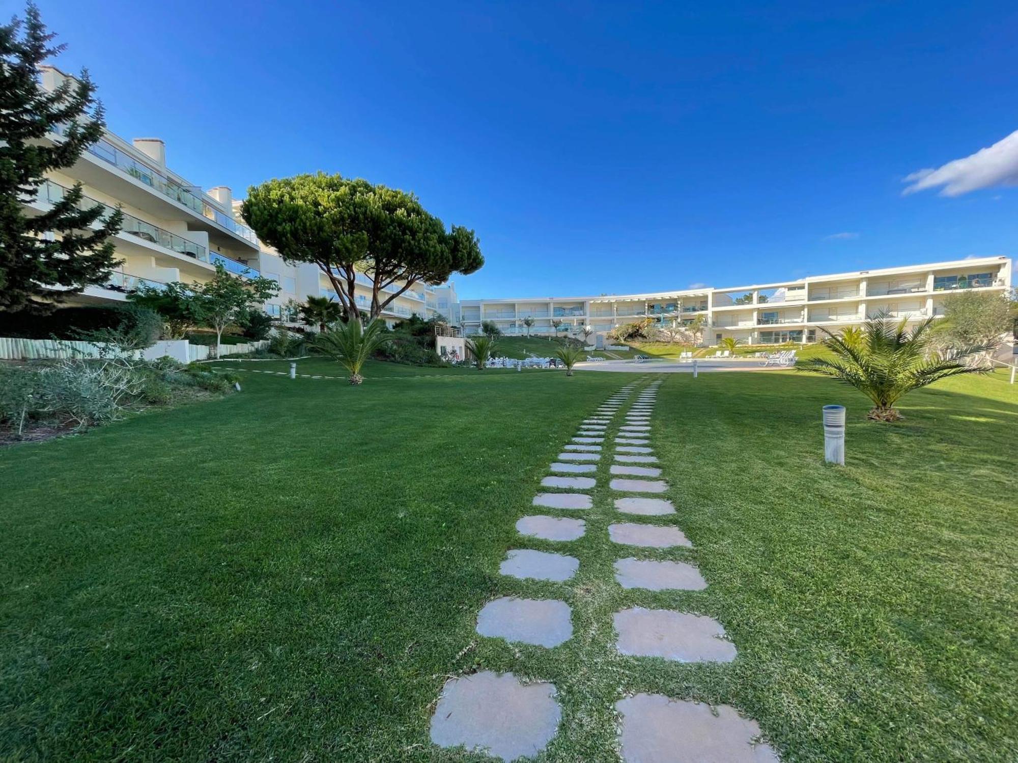 Charmant Appartement A 1Km De La Plage, Avec Piscine A Албуфейра Экстерьер фото