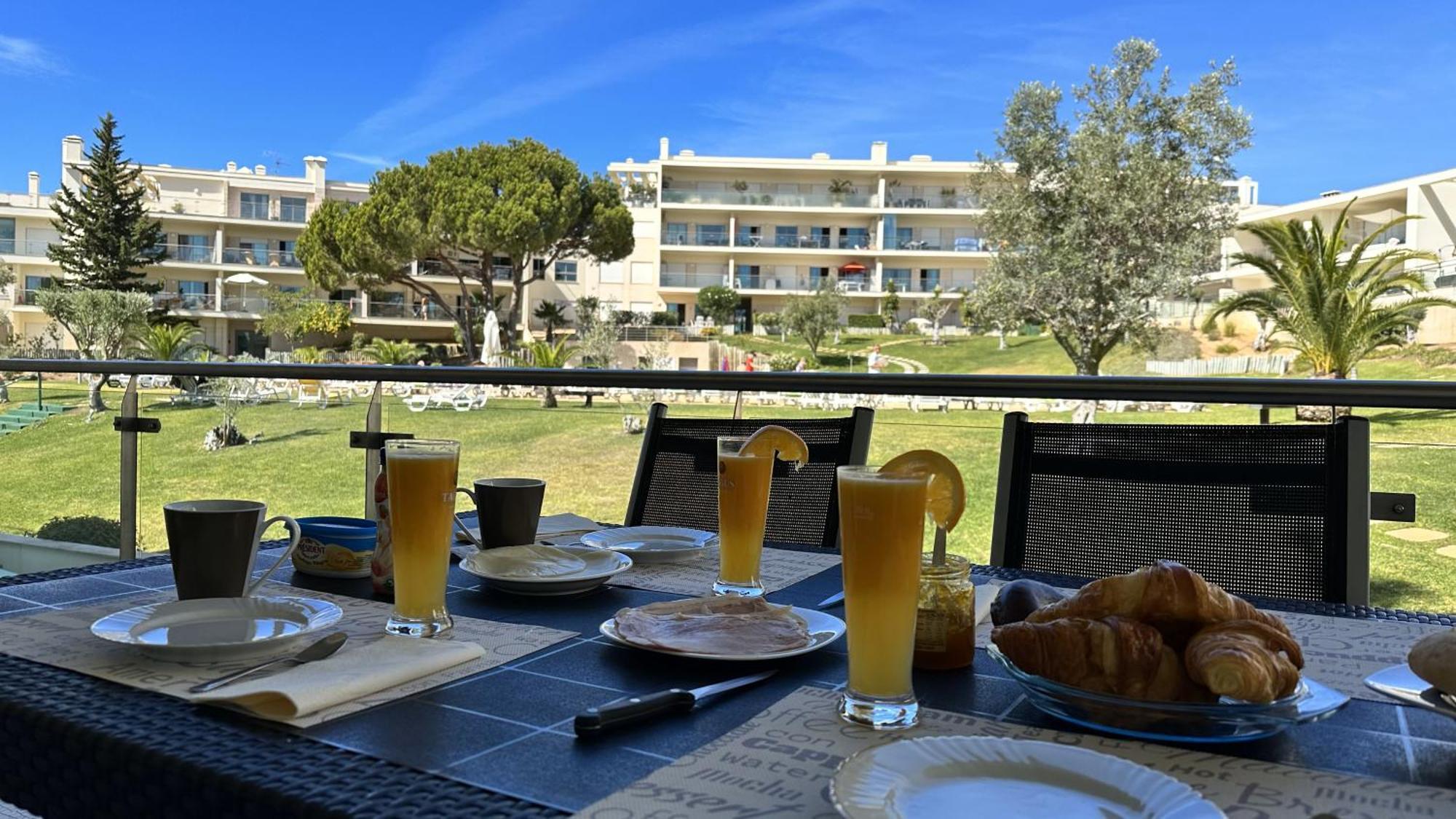 Charmant Appartement A 1Km De La Plage, Avec Piscine A Албуфейра Экстерьер фото